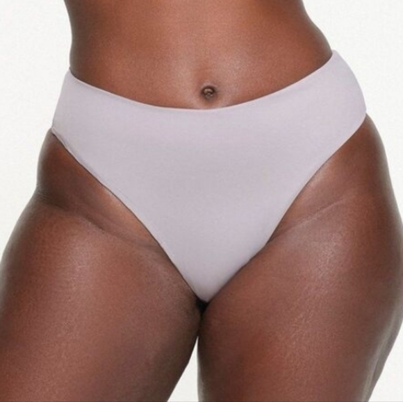 SKIMS Swim Mid Waist Bikini Bottom Swimwear Onyx Black Medium NWT - Picture 1 of 6